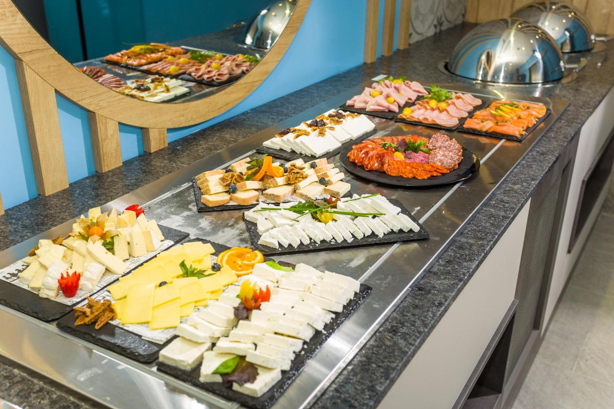 Olive Villas Beach Hotel Sozopol Bagian luar foto